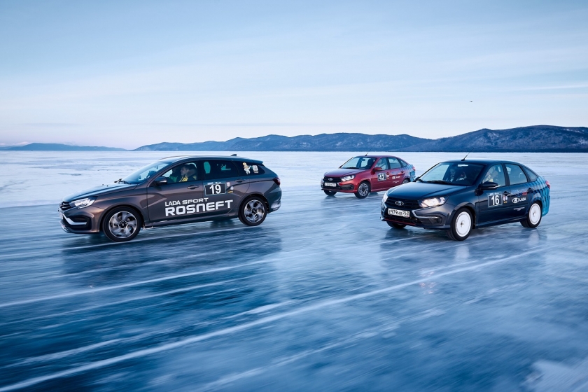 НОВИНКИ LADA УСТАНОВИЛИ ДВА ИСТОРИЧЕСКИХ РЕКОРДА СКОРОСТИ НА ЛЬДУ БАЙКАЛА