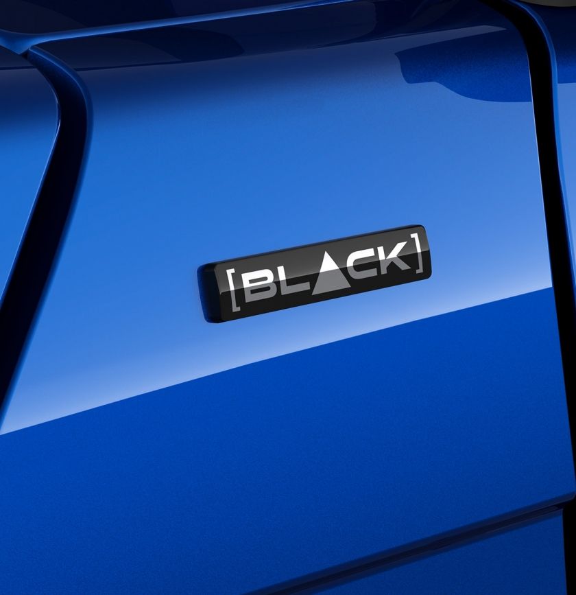 LADA Niva Legend: пятидверная модель в комплектации [BLACK]