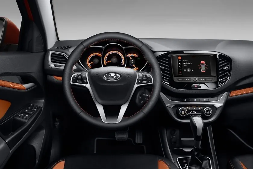 LADA VESTA ПОЛУЧИЛА НОВУЮ МУЛЬТИМЕДИЙНУЮ СИСТЕМУ ENJOY