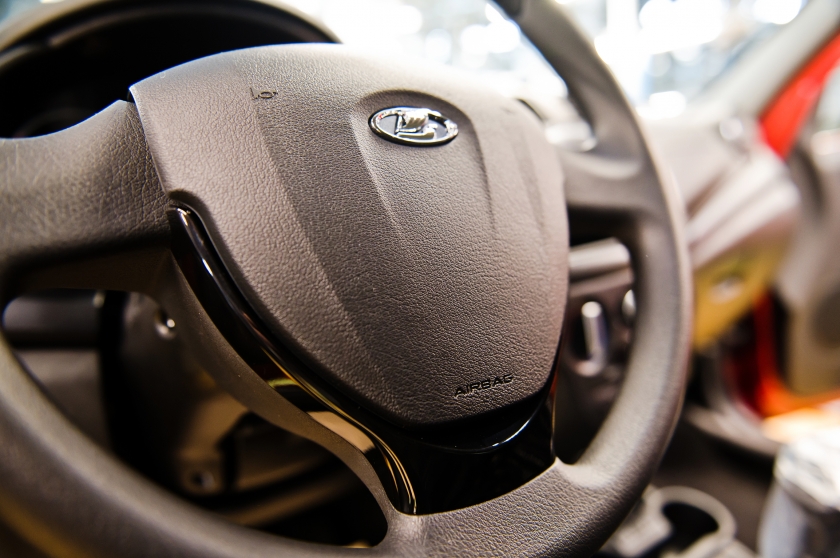 АВТОВАЗ НАЧАЛ ВЫПУСКАТЬ LADA GRANTA С ПОДУШКАМИ БЕЗОПАСНОСТИ
