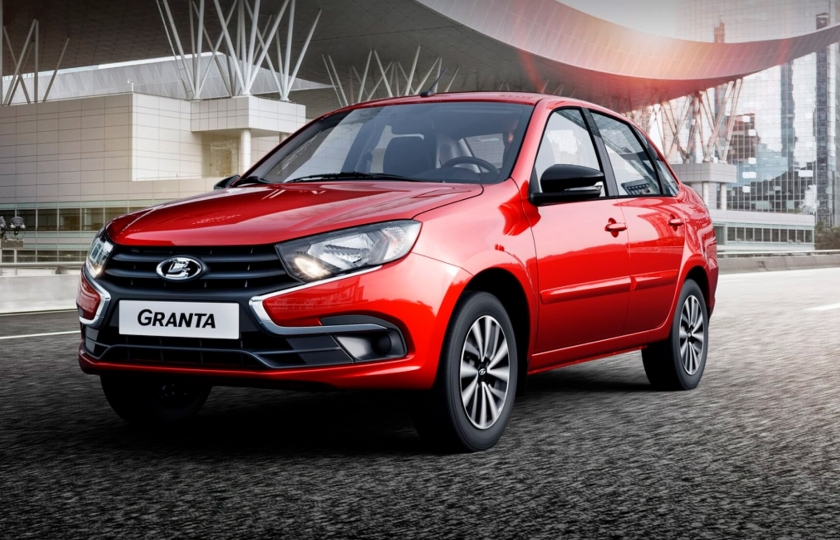 АВТОВАЗ В АВГУСТЕ ВЕРНУЛСЯ К ДОКРИЗИСНЫМ ОБЪЕМАМ ПРОДАЖ LADA GRANTA И NIVA