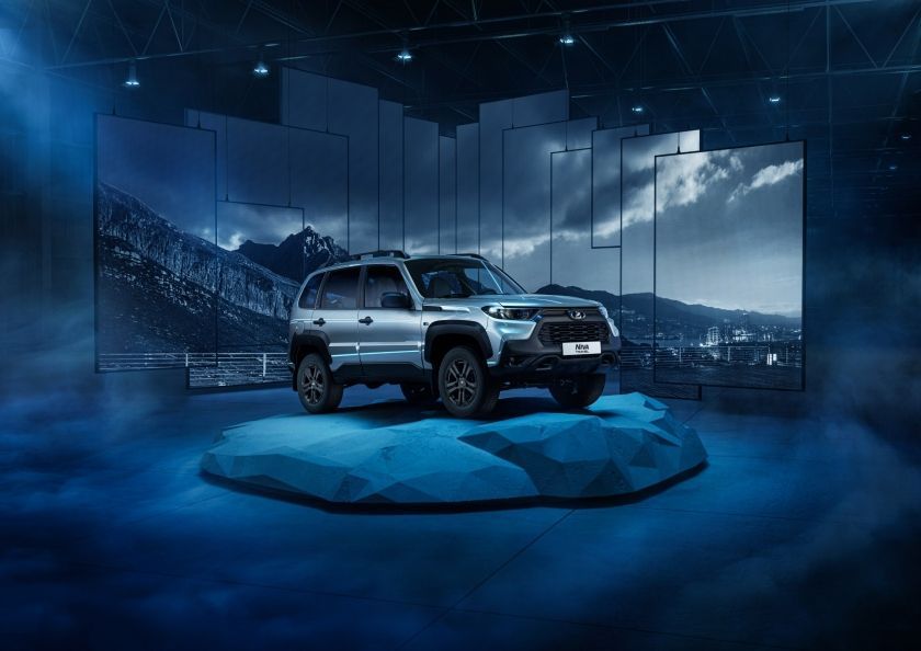 LADA NIVA Travel «в тёмном»: новая комплектация [BLACK]