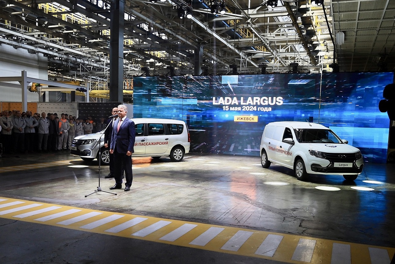АВТОВАЗ ВОССТАНОВИЛ ВЕСЬ МОДЕЛЬНЫЙ РЯД LADA