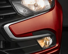 LADA Granta лифтбек блок фара и бампер со встроенной противотуманной фарой