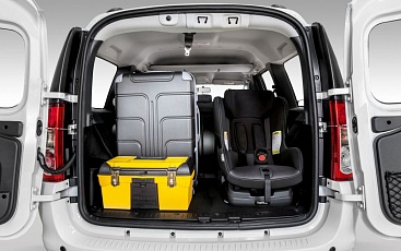LADA Largus универсал CNG вид заполненного багажника