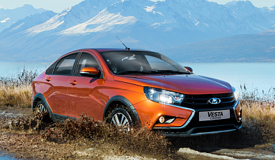 LADA Vesta Cross внешний вид в движении