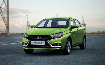 LADA Vesta седан вид спереди