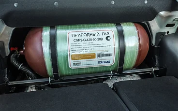 LADA Vesta CNG седан газовый баллон