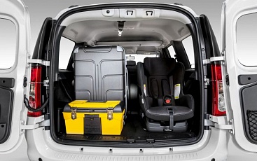 LADA Largus cross CNG заполненное пространство багажника